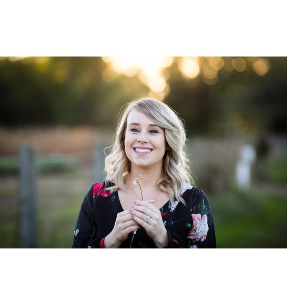 Meet your Posher, Kayla
